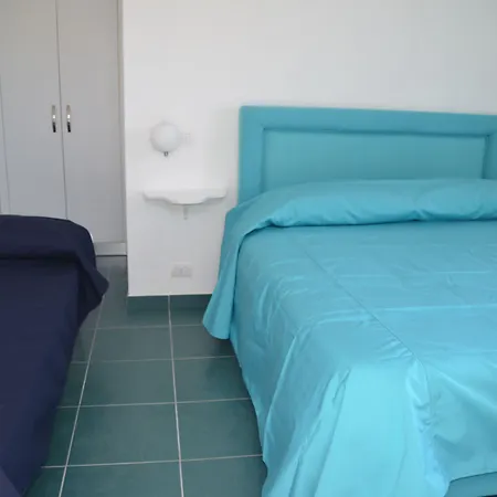 帕拉迪索卡普里住宿加早餐旅馆 4*