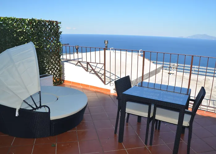 Oda ve Kahvaltı Il Paradiso Di Capri 4*